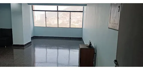 Oficina En Venta - Macuto