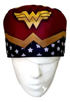 Comprar Gorro Quirúrgico Antifluido Doble Faz Wonder Woman Vinotinto