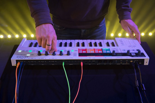 Imagen 6 de 10 de Arturia Keystep Pro 37 Teclas Sequencer Controlador
