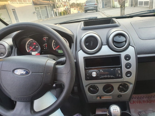 Ford Fiesta Sedan Se 1.6 Flex 16 V