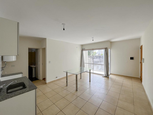 1 Dormitorio Con Terraza Exclusiva Y Parrillero Propio