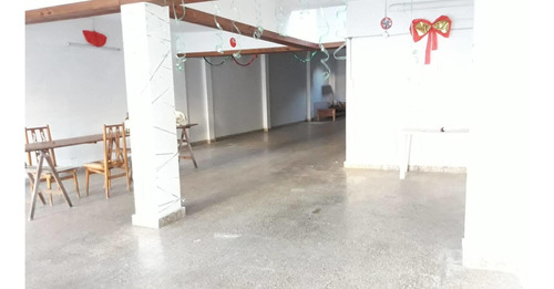 Imagen 5 de 14 de Local Mas Dpto 2 Ambientes En Santa Teresita