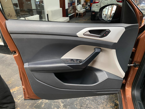Volkswagen T-Cross 1.6 Highline At