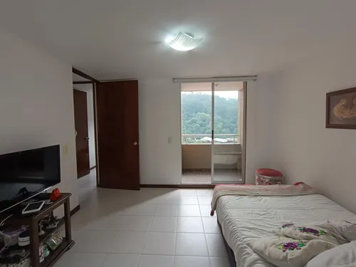 Apartamento En Venta En Los Colores. Cod V12009