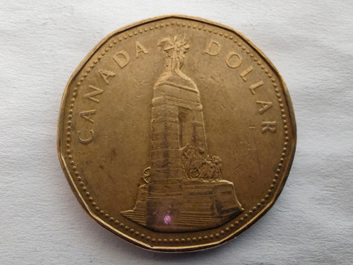 Moneda Canadá  1 Dollar 1994 War Memorial (x254-269