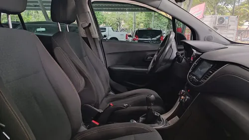 Chevrolet Tracker AWD AT