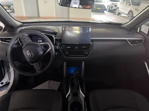 Toyota Corolla Cross Xei Híbrida