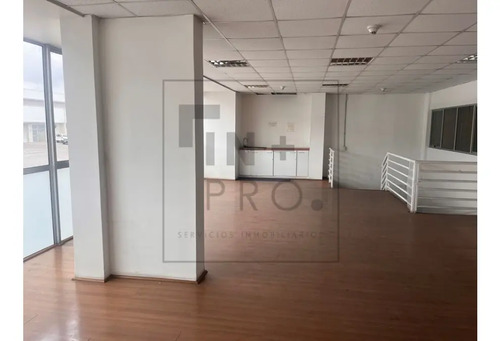 Bodega Con Oficina En Pudahuel - Ciudad De Los Valles