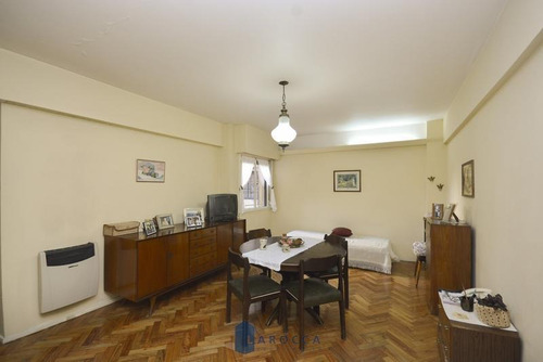 Imagen 3 de 19 de Departamento En Venta 2 Amb Bajas Expensas