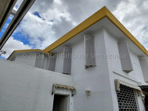 Casa En Venta, Los Pomelos #23-10056