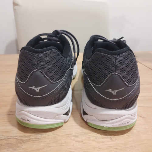 Zapatillas Mizuno Wave Prime 12 Running (Usado)