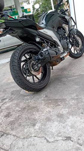 Yamaha Fazer 250