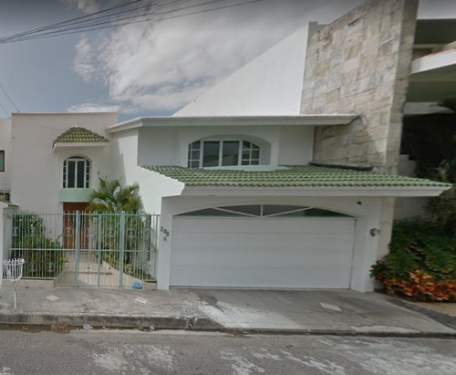 Remato Casa En: C. Sardina 205, Costa De Oro, 94299 Veracruz, Ver.