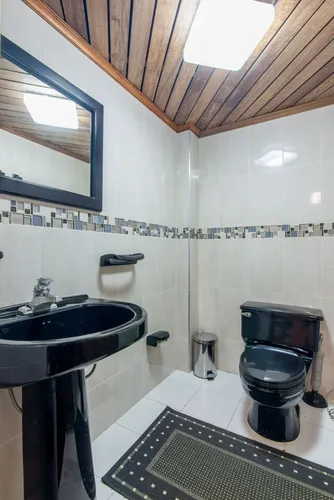 Casa En Venta En Colinas De Suba. Cod V6033