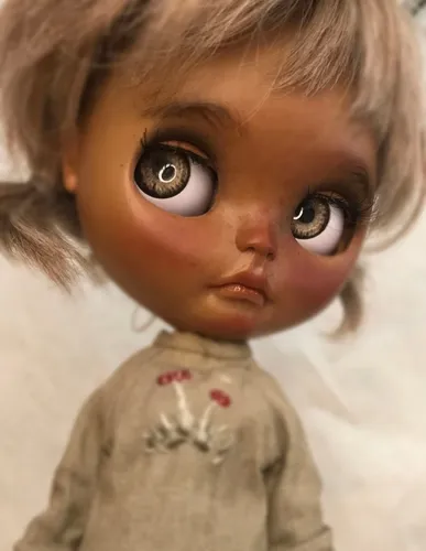 Blythe customizada sale