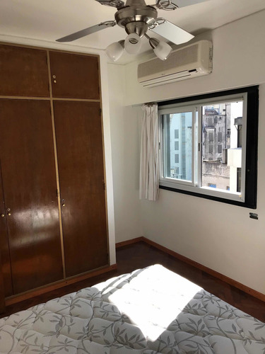 Dueño Alquila Departamento Muy Luminoso De 2 Ambientes En Tribunales Remodelado A Nuevo Con Todas Las Comodidades En Edificio De Categoría.