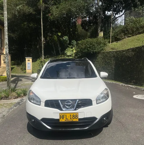 Nissan Qashqai 2.0l 4wd +2 4x2
