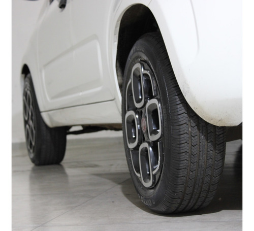 Fiat Uno 1.0 EVO ATTRACTIVE 8V FLEX 4P MANUAL