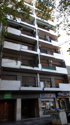 En Venta San Martin Dpto 3 Ambientes Con Balcon Corrido