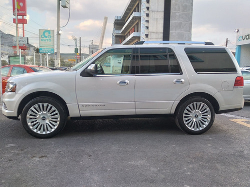 Imagen 6 de 15 de Lincoln Navigator 2016 3.5 V6 Reserve Ecoboost 4x4 At