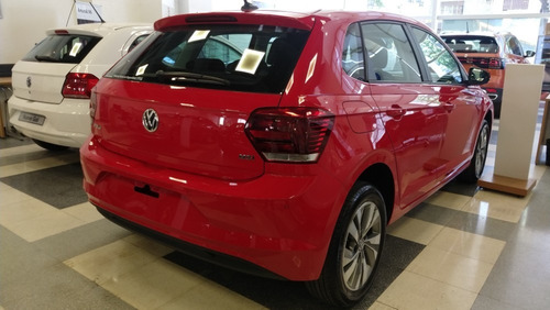 Volkswagen Polo Highline At 1.6 Stock Mr9 A2