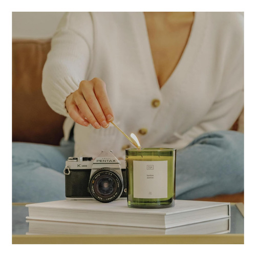 Craft & Kin 12oz Bamboo Jasmine Vela Para El Hogar | Velas |