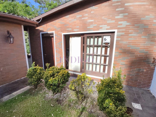Imagen 29 de 30 de Casa Con 3 Dormitorios, 2 Baños Mas Dependencia, Piscina Y Parillero! - Punta Del Este Marly