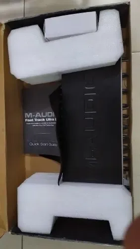 M-audio Fast Track Ultra 8r | MercadoLivre
