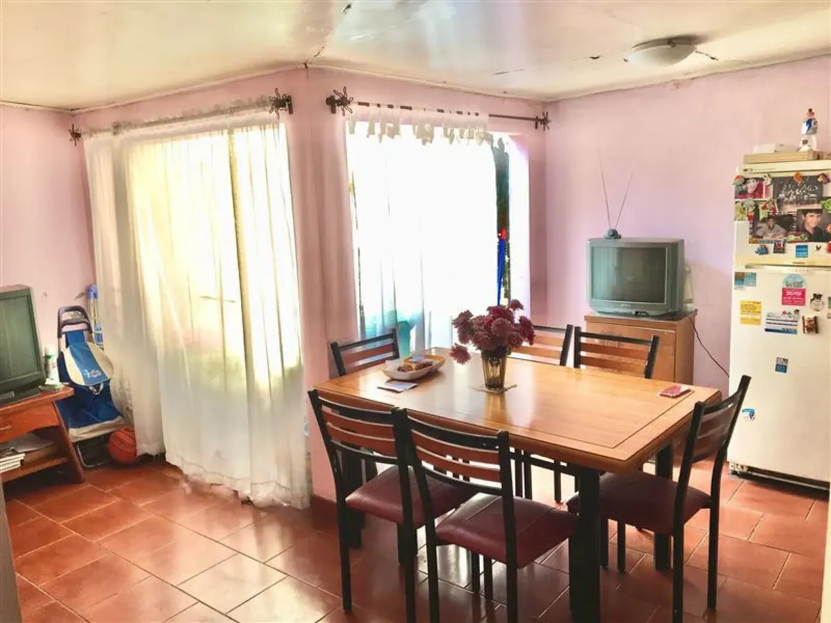 Imagen 2 de 18 de Gran Precio!! 2 Casas Juntas En 177 M2 De Terreno En Calle E