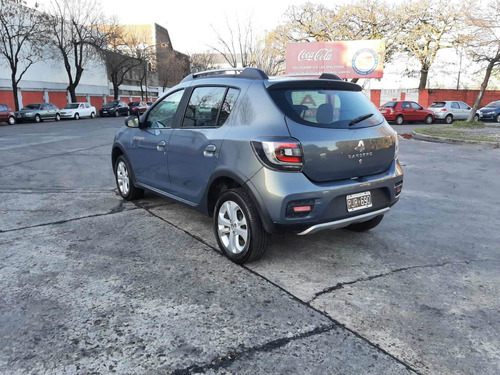 Imagen 5 de 10 de Renault Sandero Stepway 2015 1.6 Dynamique 105cv