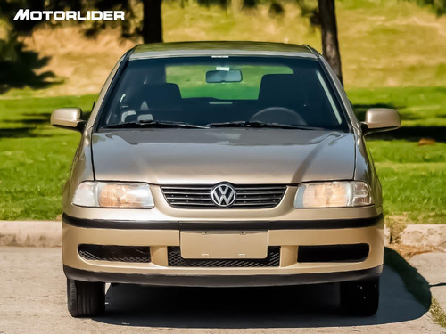 Imagen 8 de 15 de Volkswagen Gol 1.6 Mid | Permuta / Financia