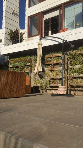 Casa En Venta De 5 Dorm. En Olmué