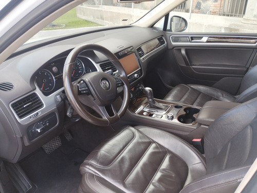 Volkswagen Touareg 3.0 V6 T Diesel Boton Enc Nav At