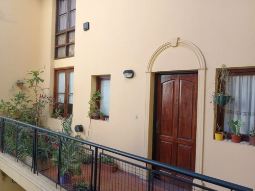 Departamento En Venta 55 Entre 10 Y 11, La Plata.