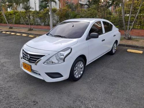 Nissan Versa 1.6 Drive | TuCarro