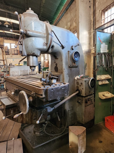 Industria Metalúrgica En Venta De 4400m2 Ubicada En Malvinas Argentinas