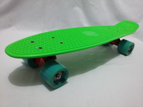 Imagen 2 de 5 de Skate Cruiser De 56cm Retro De Transporte + Regalo