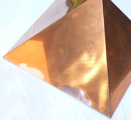Pirâmide De Cobre Formagia 50cm (Usado)