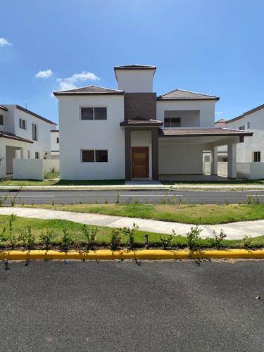 Vendo Hermosa Casa De Un Nivel En El Sector Boca Canasta 