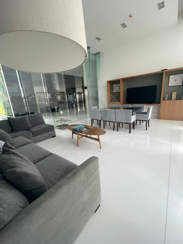 Departamento En Renta En Bosque Real