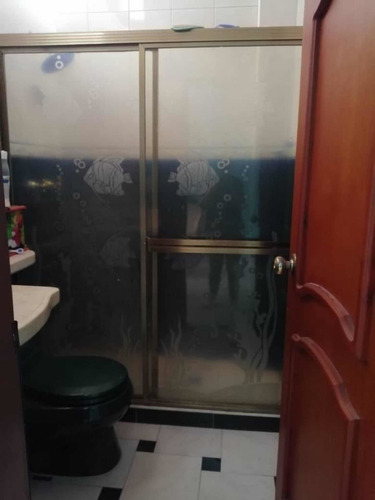 Imagen 6 de 7 de M.c. Se Vende Casa En Santa Teresa. Calle El Alto