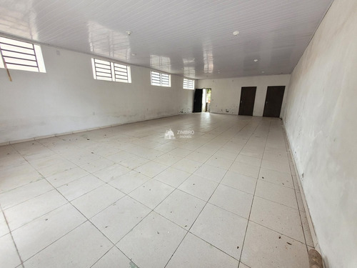 Imagem 7 de 17 de Pavilhão Pra Alugar Com Muros 02 Banheiros E Área Externa Em Santa Maria - 8743