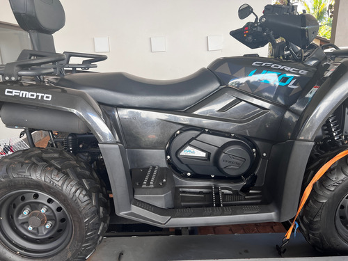 Quadriciclo Cforce 450l