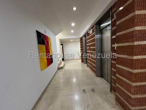 Apartamento En Venta En Campo Alegre En Edificio Con Pozo