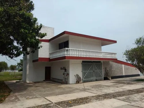 Venta Finca 1.1 Hectáreas 8 Recamaras En Tamiahua, Veracruz.