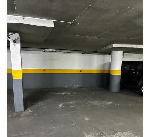 Estacionamientos Salida Metro P De Valdivia