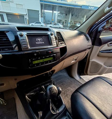 Toyota Hilux Sw4 3.0 Srv 171cv 4x4 - C3
