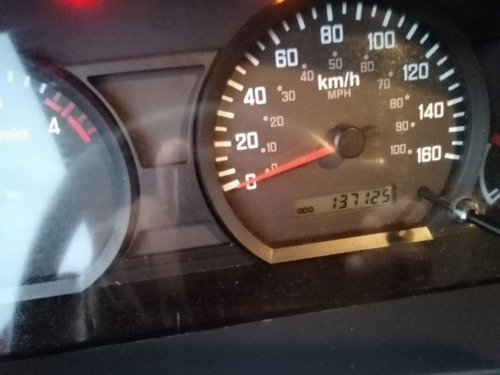 Imagen 10 de 14 de Isuzu Elf 500 Modelo 2014
