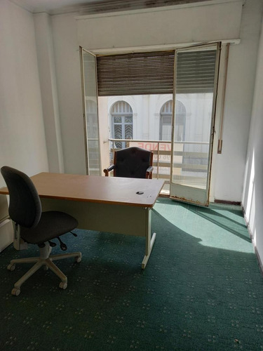 Imagen 11 de 15 de Apto/oficina Muy Amplio Y Confortable