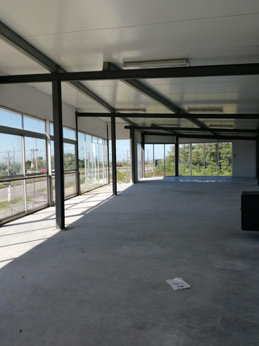Venta Gran Local Comercial Barra De Carrasco